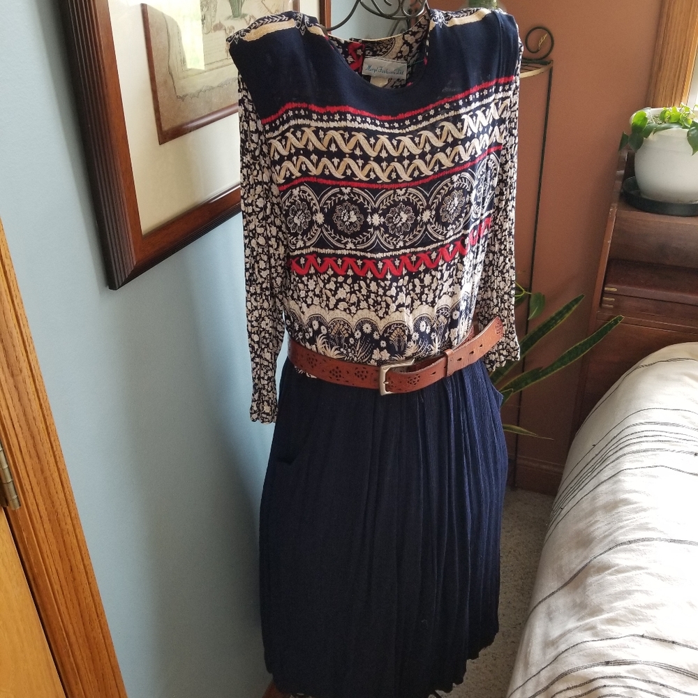 Meryl Fashions Ltd. Vintage Dress